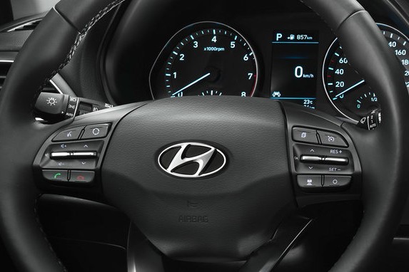 Hyundai i30 moi gia 552 trieu dong, ban ra tu 1/2017-Hinh-8